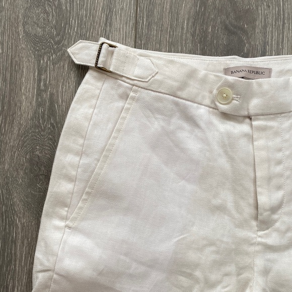 Banana Republic - NWT! Off-White 100% Cotton High Rise Cargo Pant - Size 4 - Picture 3 of 10